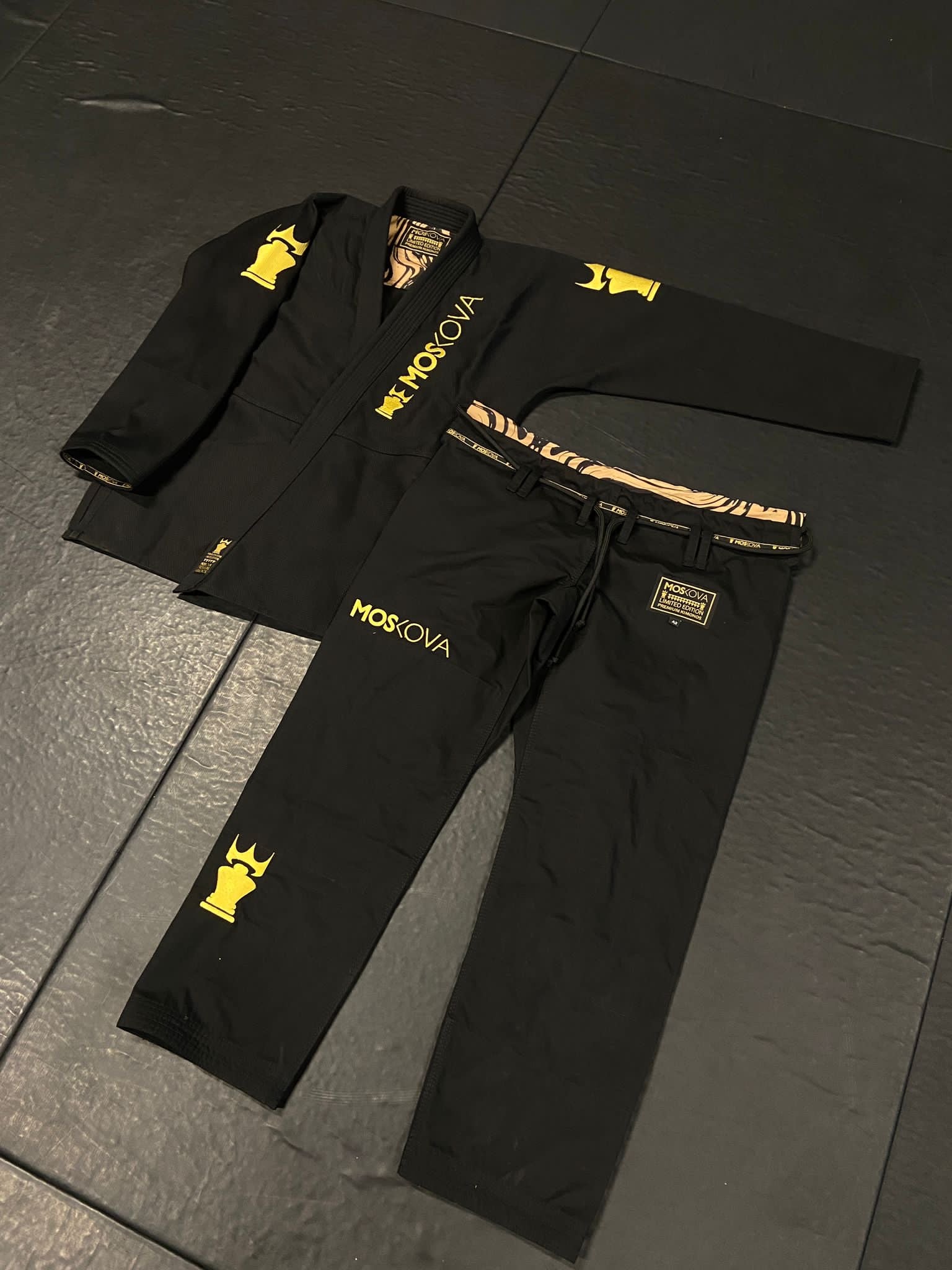 2024年限定版柔術着 黒black – MOSKOVA JAPAN